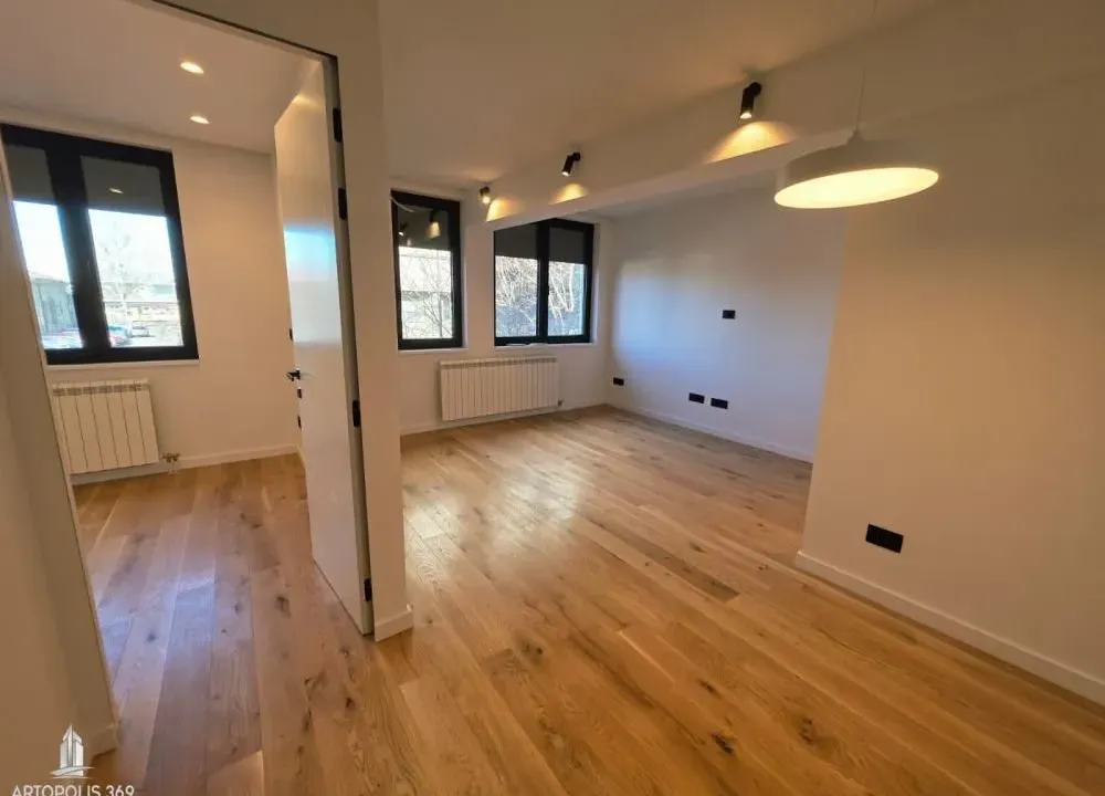 Prodaja, dvosoban stan, 46m², Senjak, Beograd