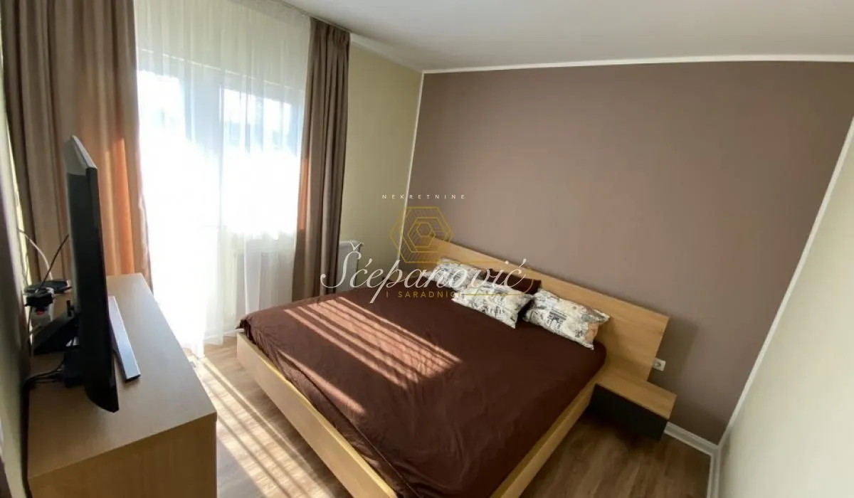Prodaja, trosoban stan, 76m², Adice, Novi Sad Sve Podlokacije