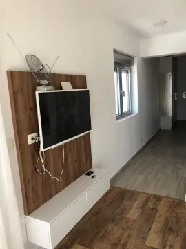 Sale, one bedroom apartment, 55m², Meterizi, Ulcinj - image 9