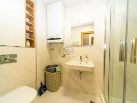 Izdavanje, jednosoban stan, 45m², New City, Podgorica - image 11