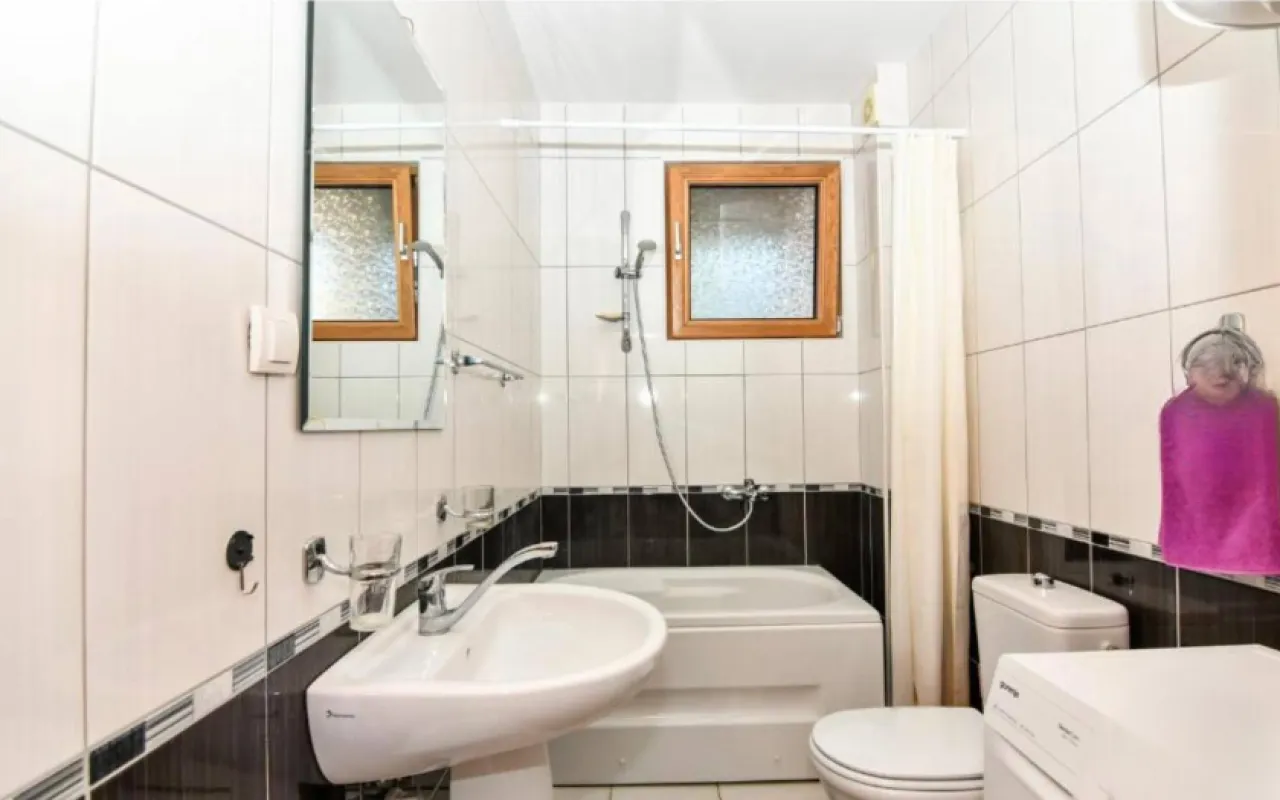 Prodaja, dvosoban stan, 75m², Herceg Novi, Crna Gora