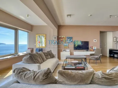 Prodaja, trosoban stan, 167m², Budva, Crna Gora - image 4