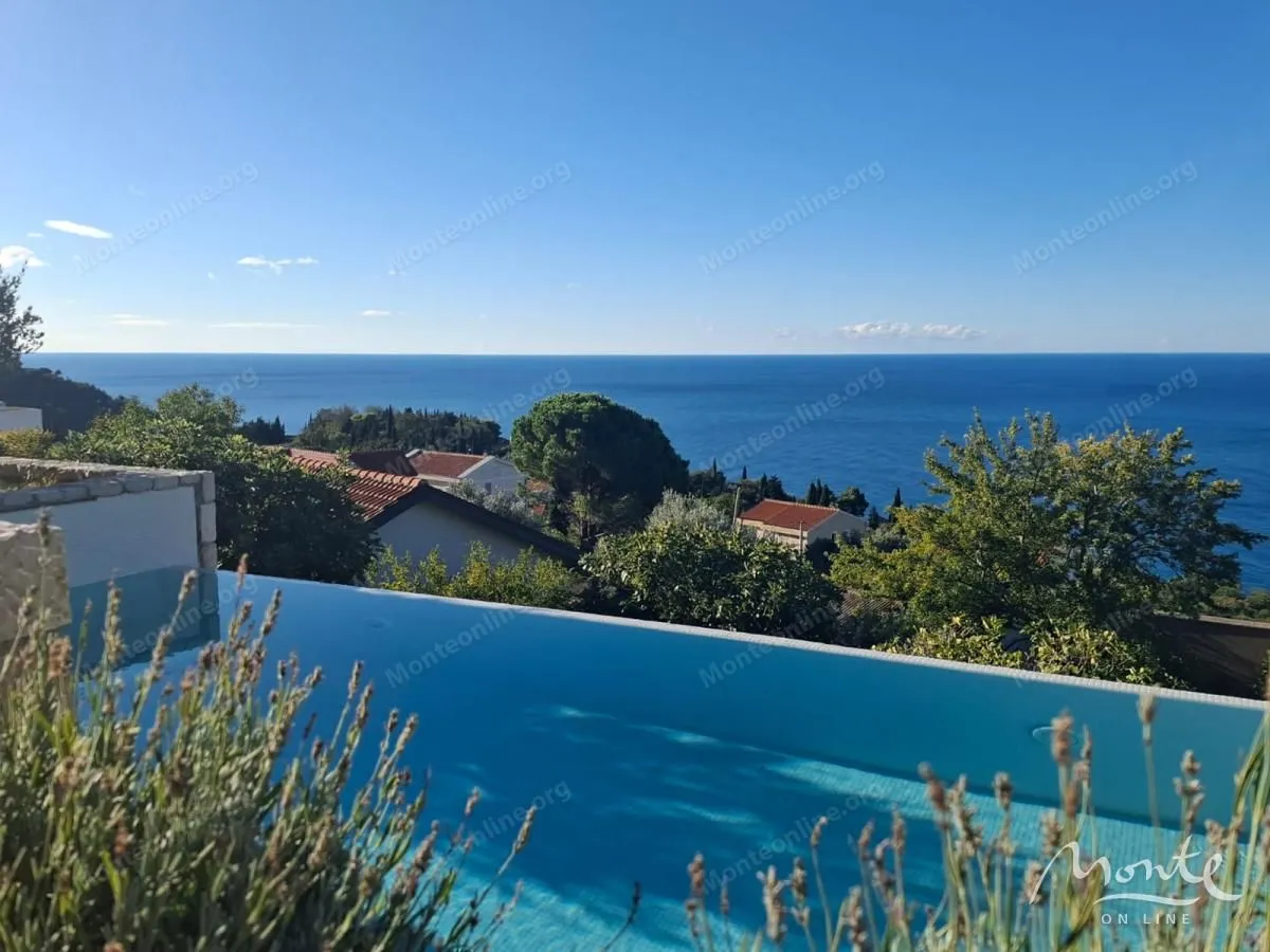 Prodaja, kuća, 116m², Reževići, Budva