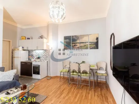 Prodaja, trosoban stan, 70m², Gundulićev Venac, Beograd - image 6