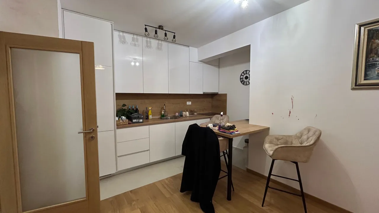 Izdavanje, jednosoban stan, 48m², City Kvart, Podgorica