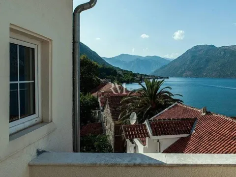 Sale, one bedroom apartment, 54m², Prčanj, Kotor - image 4
