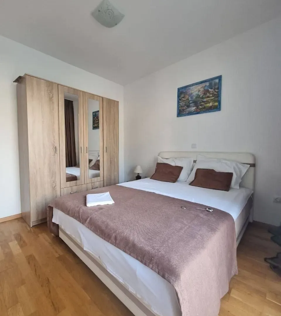 Rent, one bedroom apartment, 36m², Budva, Crna Gora