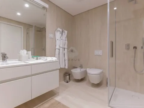 Sale, three bedroom apartment, 214m², Budva, Crna Gora - image 6