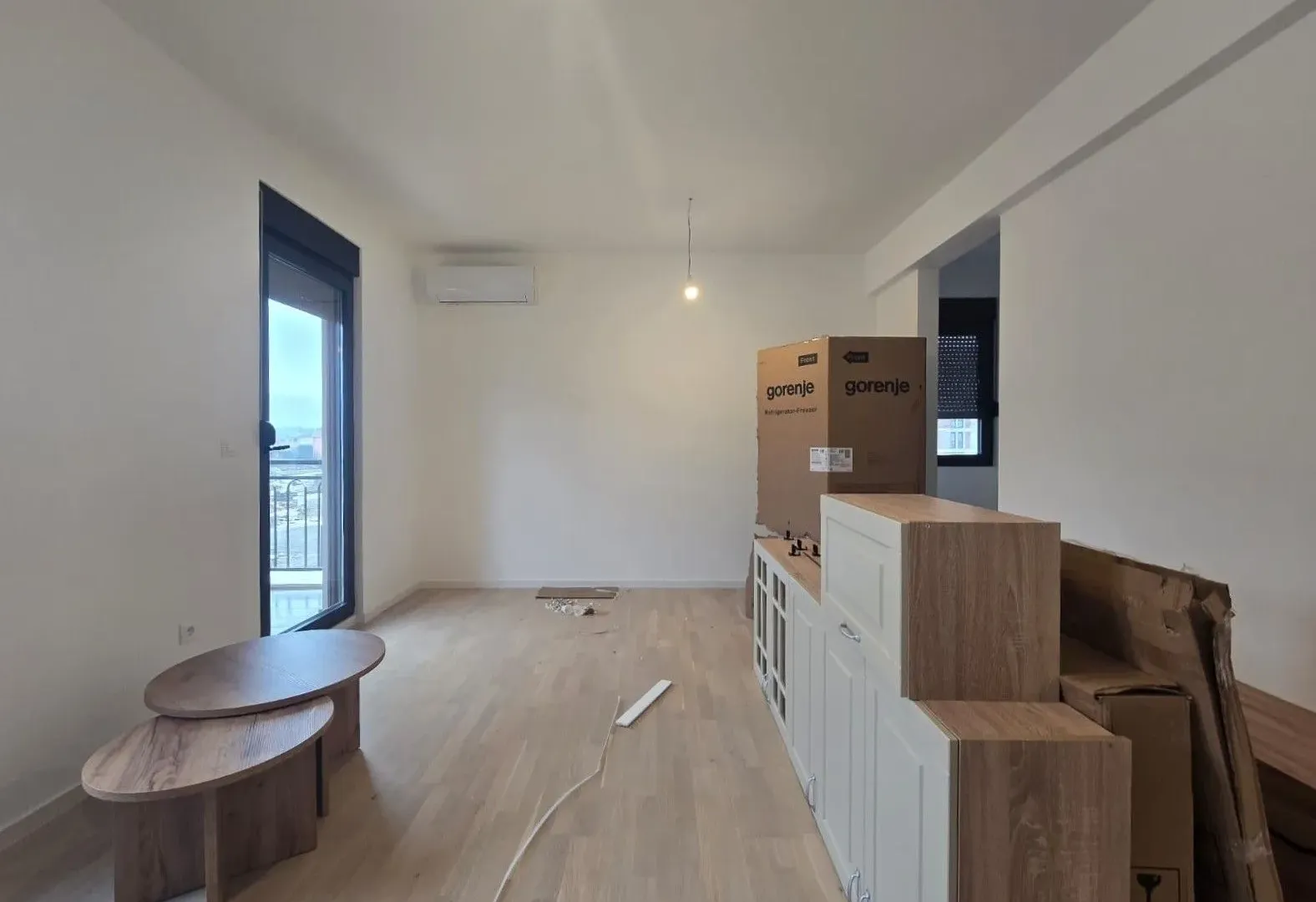 Prodaja, dvosoban stan, 64m², Tološi, Podgorica