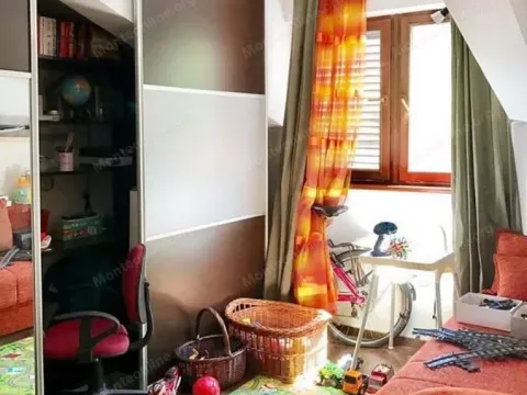 Sale, two bedroom apartment, 63m², Dobrota, Kotor - image 8