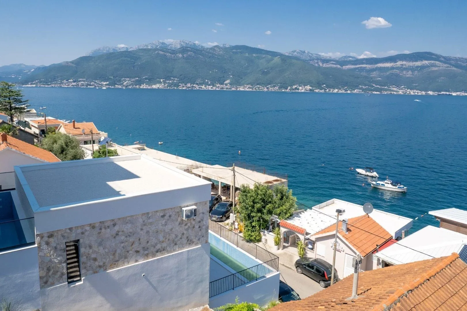 Prodaja, kuća, 200m², Krašići, Tivat