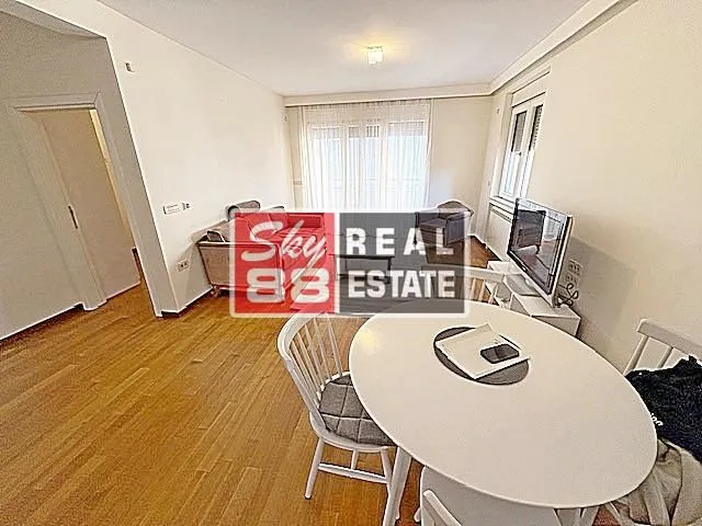 Rent, two bedroom apartment, 41m², Vračar Hram, Vračar Sve Podlokacije