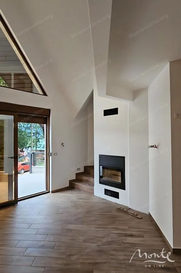 Prodaja, kuća, 160m², Žabljak, Crna Gora