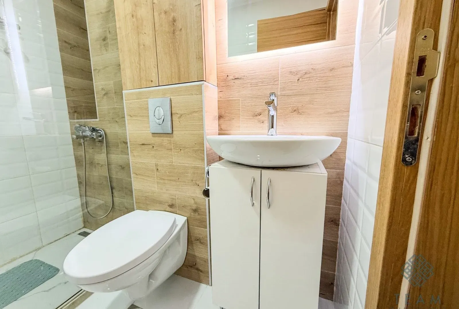 Prodaja, trosoban stan, 89m², Pejton, Podgorica