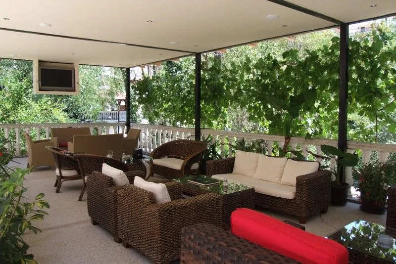 Prodaja, ugostiteljski objekat, 600m², Bečići, Budva
