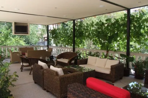 Prodaja, ugostiteljski objekat, 600m², Bečići, Budva - image 7