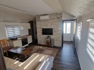 Izdavanje, kuća, Ibričevina, Podgorica - image 1