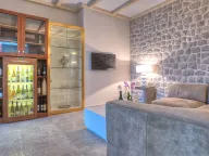 Rent, house, 300m², Krašići, Tivat - image 11