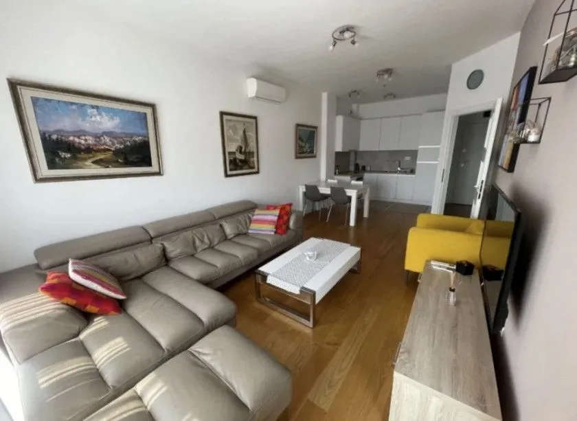 Rent, one bedroom apartment, 47m², Centar, Podgorica