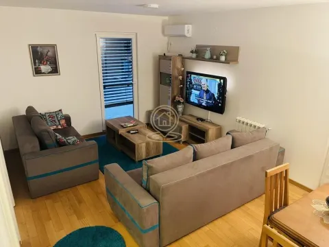 Rent, one bedroom apartment, 40m², Centar, Kragujevac - image 3