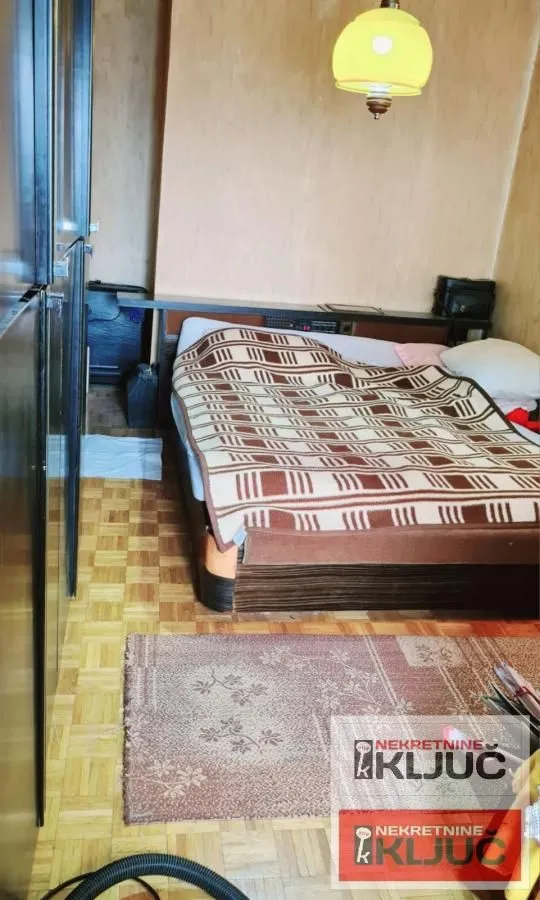 Prodaja, trosoban stan, 73m², Petrovaradin, Novi Sad