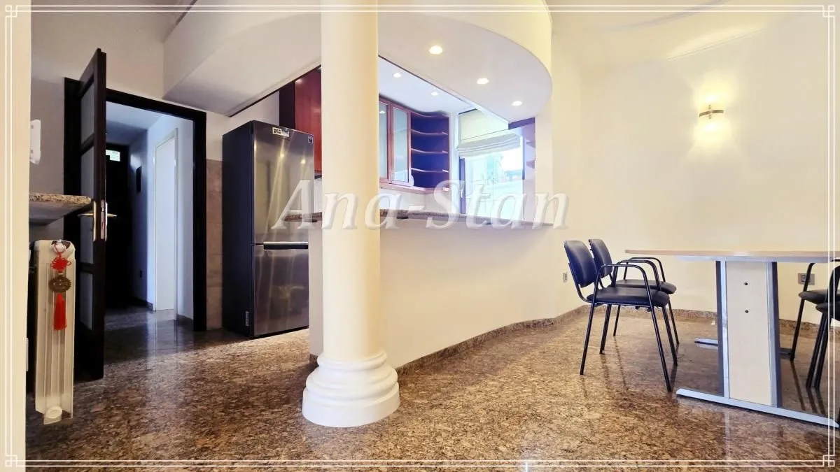 Rent, house, 290m², Voždovac Sve Podlokacije, Beograd