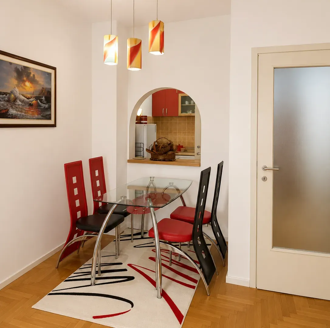 Izdavanje, jednosoban stan, 55m², Preko Morače, Podgorica