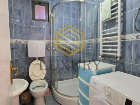 Izdavanje, trosoban stan, 100m², Kakaricka Gora, Podgorica - image 7