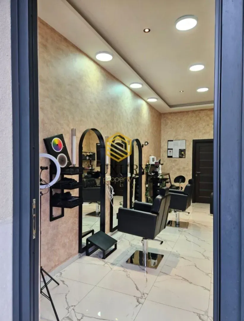 Izdavanje, poslovni prostor, 23m², Ljubović, Podgorica
