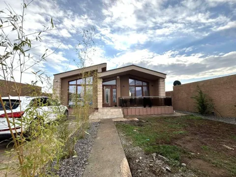 Sale, house, 115m², Grlić, Danilovgrad - image 1