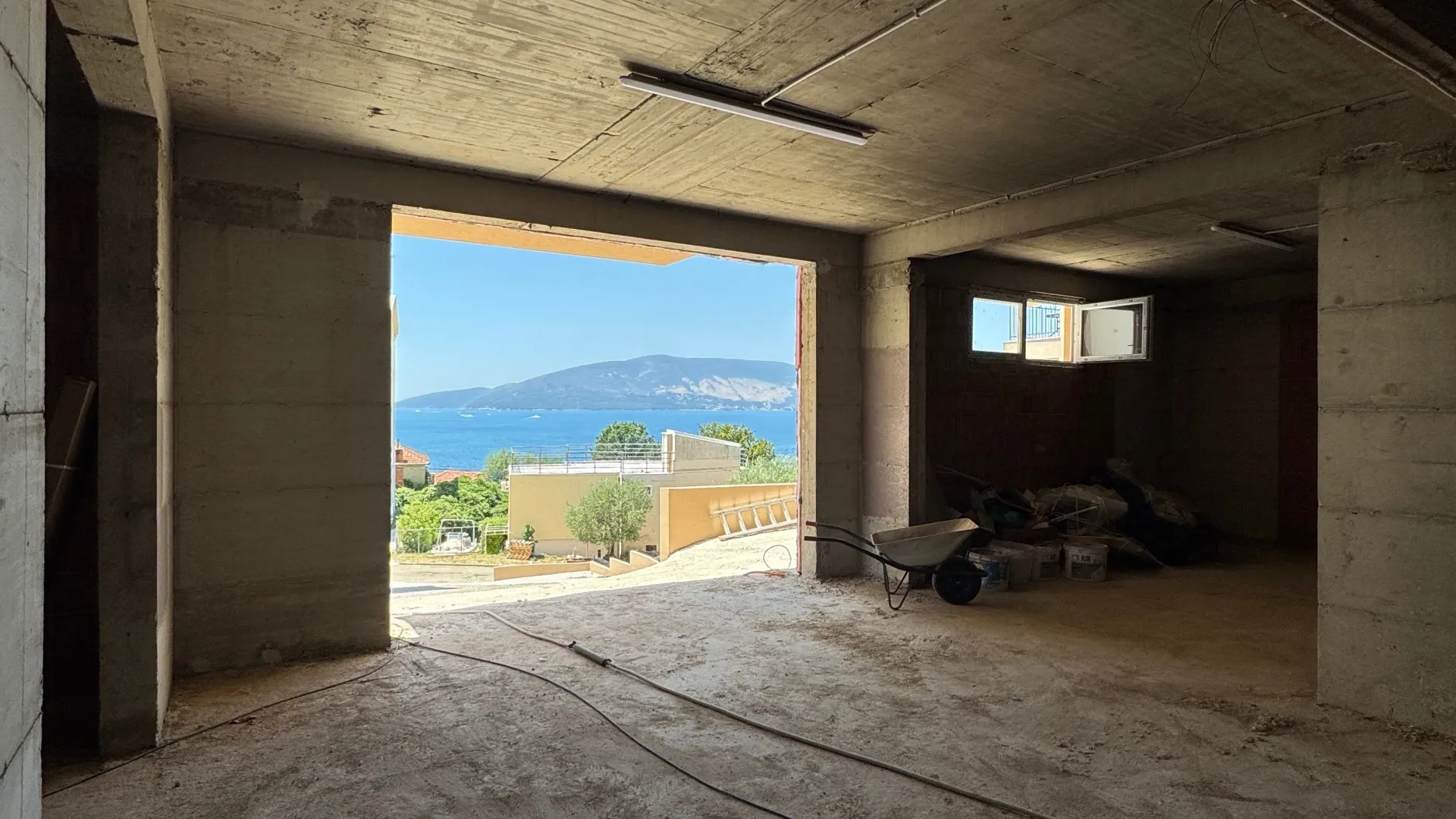 Prodaja, jednosoban stan, 44m², Kumbor, Herceg Novi