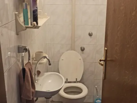 Sale, three bedroom apartment, 77m², Novo naselje, Novi Sad - image 11