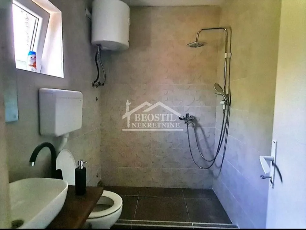Prodaja, kuća, 300m², Banoštor, Beočin