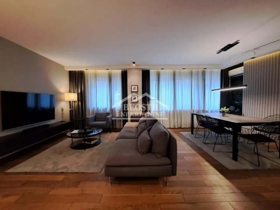 Prodaja, dvosoban stan, 61m², Novi Beograd Blok 38, Novi Beograd Sve Podlokacije