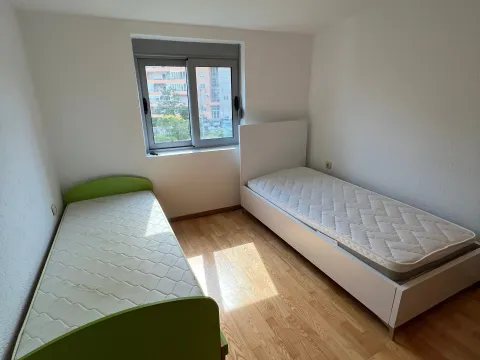 Izdavanje, dvosoban stan, 70m², Bjeliši, Bar - image 8