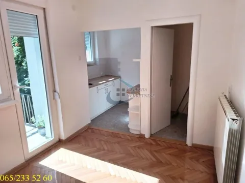 Rent, four bedroom apartment, 88m², Stari Grad, Beograd - image 5