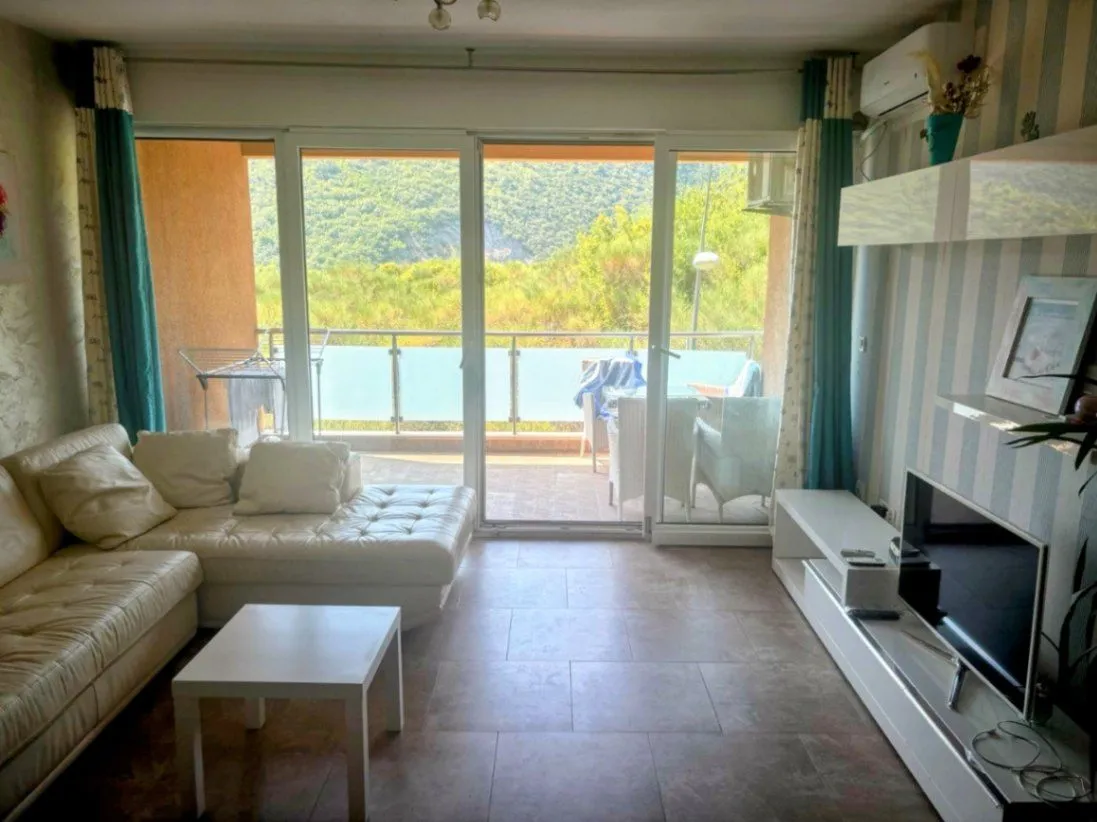 Prodaja, dvosoban stan, 68m², Bečići, Budva