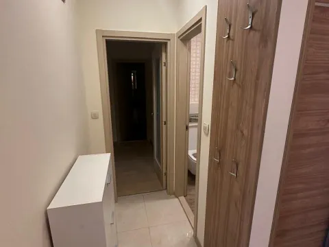 Izdavanje, dvosoban stan, 74m², City Kvart, Podgorica - image 4