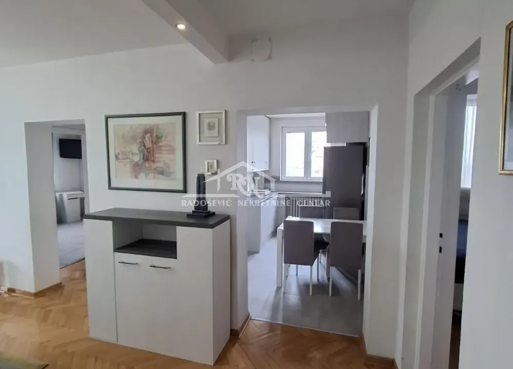 Sale, two bedroom apartment, 55m², Karaburma, Palilula Sve Podlokacije