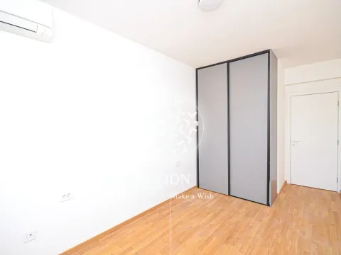 Izdavanje, dvosoban stan, 65m², Stari Aerodrom, Podgorica - image 2