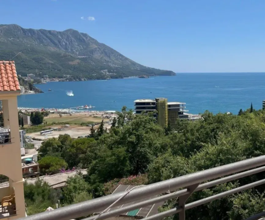 Sale, two bedroom apartment, 80m², Bečići, Budva