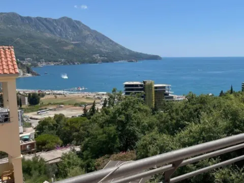 Sale, two bedroom apartment, 80m², Bečići, Budva - image 1