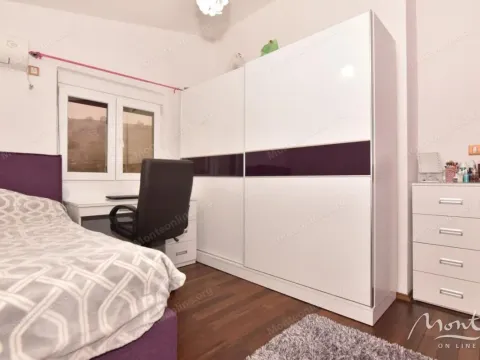 Sale, house, 175m², Podgorica, Crna Gora - image 10