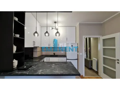 Izdavanje, dvosoban stan, 40m², Čubura, Beograd - image 3