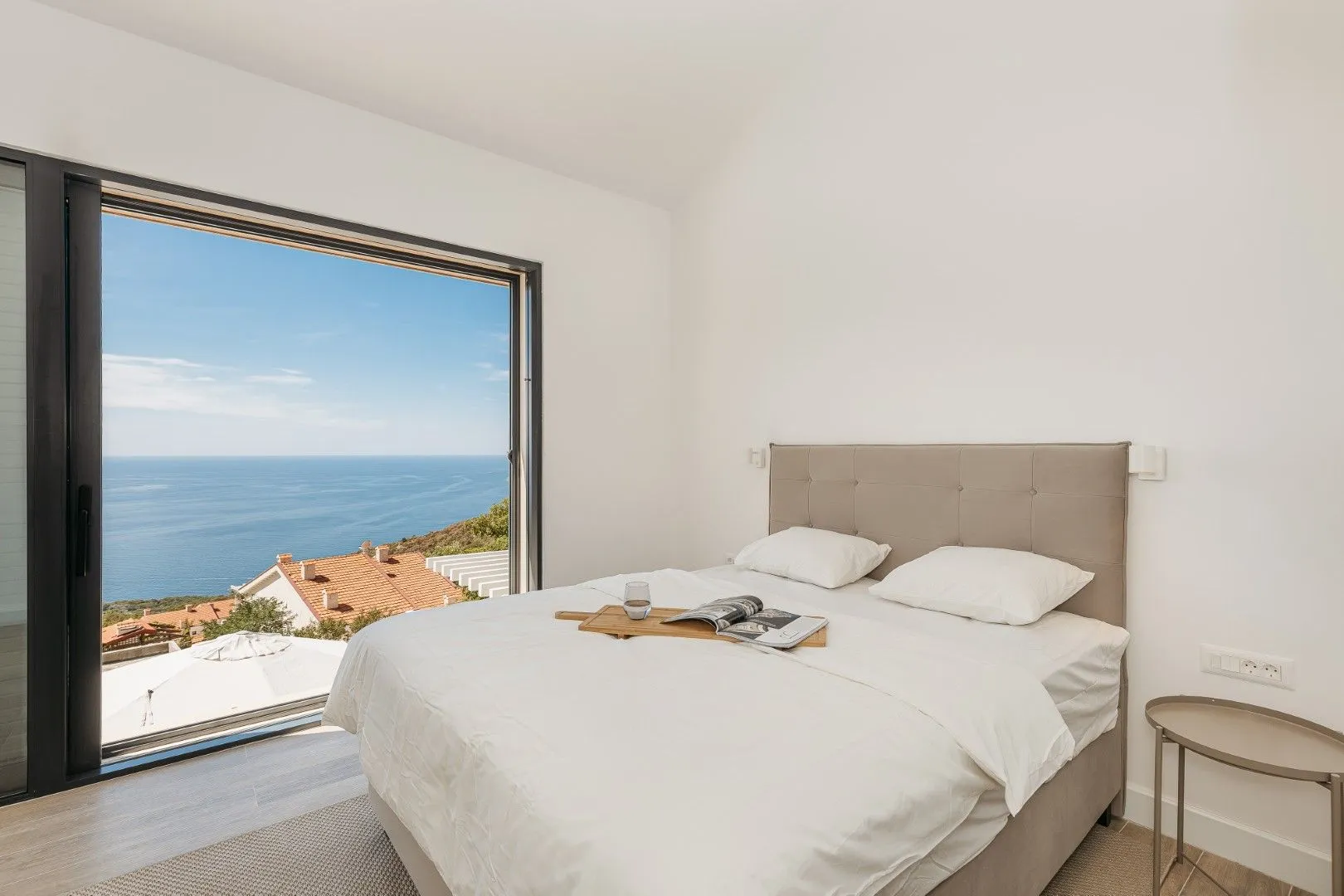 Sale, house, 250m², Blizikuće, Budva