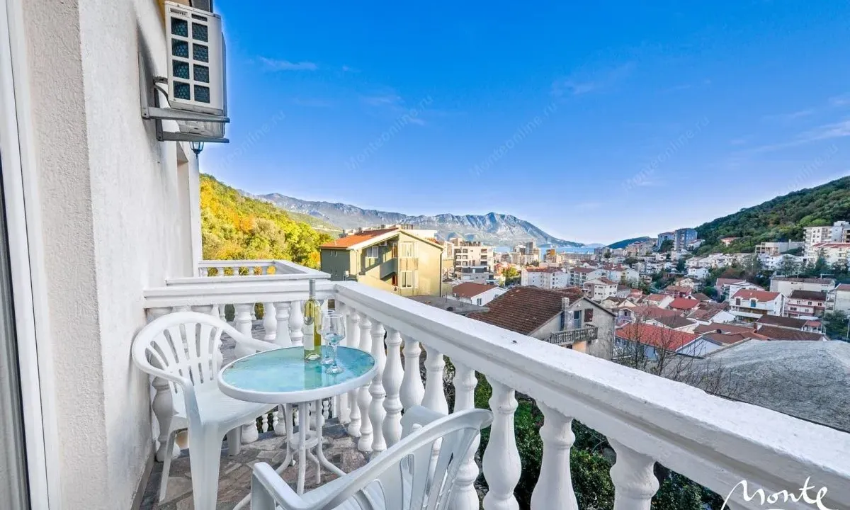 Prodaja, kuća, 288m², Budva, Crna Gora