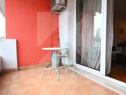 Izdavanje, trosoban stan, 86m², Centar, Podgorica - image 20