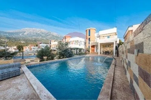 Prodaja, kuća, 333m², Dobre Vode, Bar