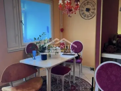 Prodaja, dvosoban stan, 78m², Novi Beograd Blok 71, Novi Beograd Sve Podlokacije - image 3