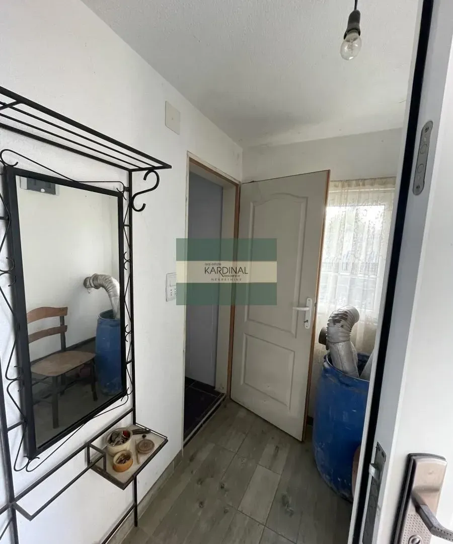 Prodaja, dvosoban stan, 57m², Mala vaga, Kragujevac